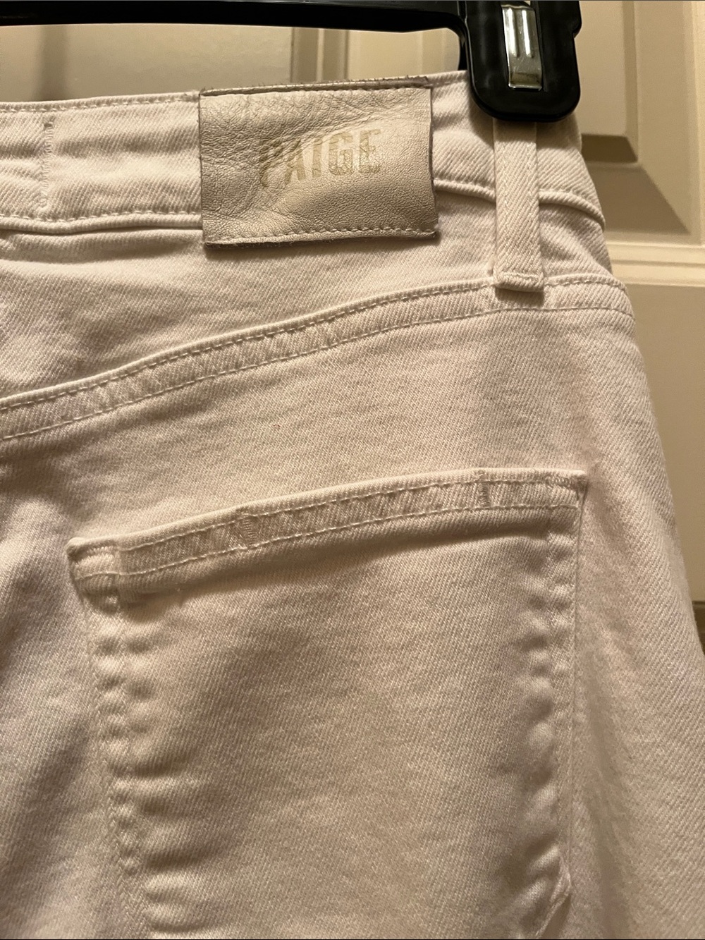 PAIGE Anessa White High-Rise Wide-Leg Cropped Jeans Raw Hem Size 24 - Picture 7 of 10